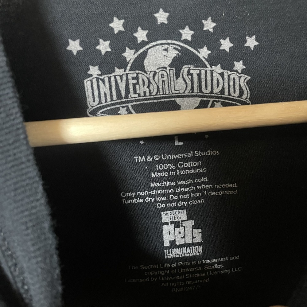 Secret Life of Pets Shirt Mens Large Black Obey the Bunny Graphic Movie Snowball - Picture 3 of 4